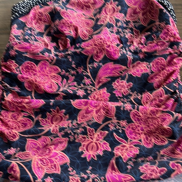 MERONA - Picture 2 of 5